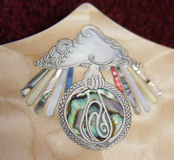 logo inlay